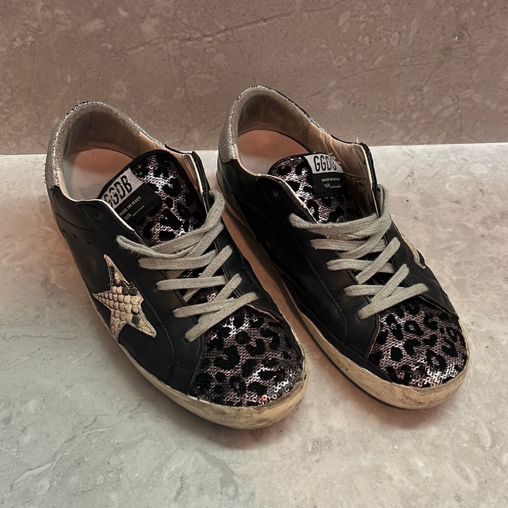 Low-top Golden Goose size 7.